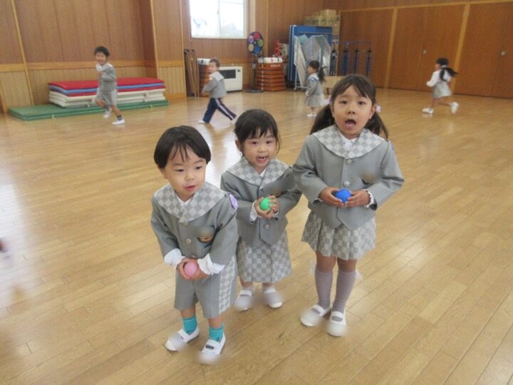 鬼ごっこ
